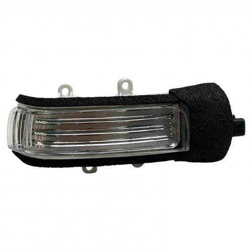 TOYOTA HILUX VIGO SAĞ DİKİZ AYNA SİNYALİ 2010-2012 TOYOTA HILUX VIGO SAĞ DİKİZ AYNA SİNYALİ 2010-2012