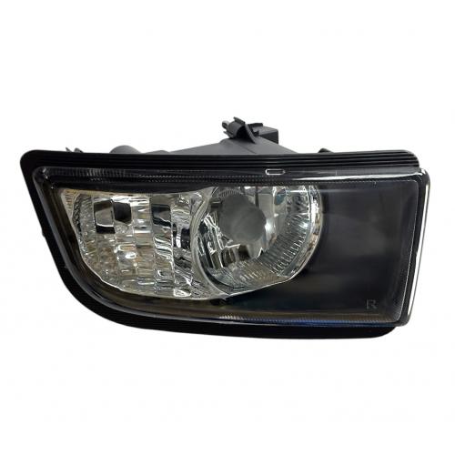 ISUZU D-MAX SAĞ SİS LAMBASI 2012-2015 (KARE) ISUZU D-MAX SAĞ SİS LAMBASI 2012-2015 (KARE)