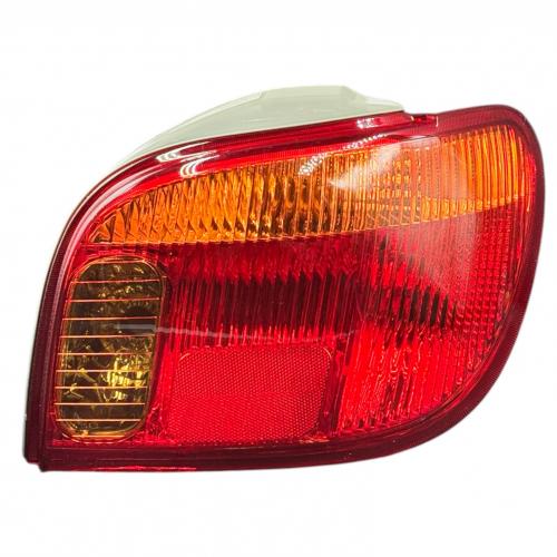 TOYOTA YARIS SAĞ STOP 2003-2005 (DUYSUZ)