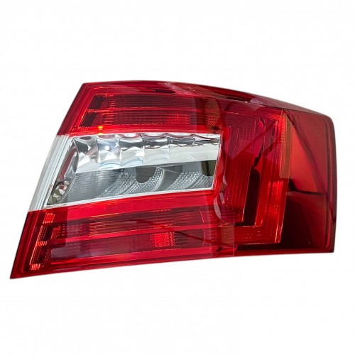 SKODA OCTAVIA SAĞ STOP 2013-2016 (LEDSİZ) SKODA OCTAVIA SAĞ STOP 2013-2016 (LEDSİZ)