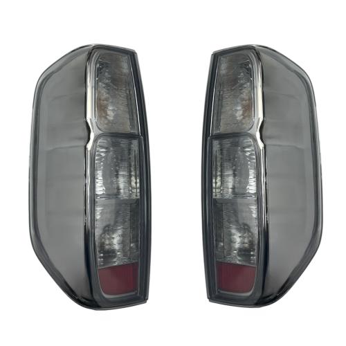 NISSAN NAVARA SOL/SAĞ STOP (SİYAH / MODİFİYELİ) 2005-2014 NISSAN NAVARA SOL/SAĞ STOP (SİYAH / MODİFİYELİ) 2005-2014