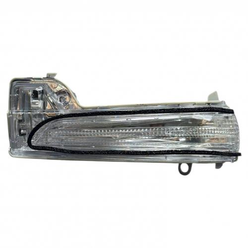 TOYOTA HILUX SOL AYNA SİNYALİ (KROM TİP) 2015-2021 TOYOTA HILUX SOL AYNA SİNYALİ (KROM TİP) 2015-2021